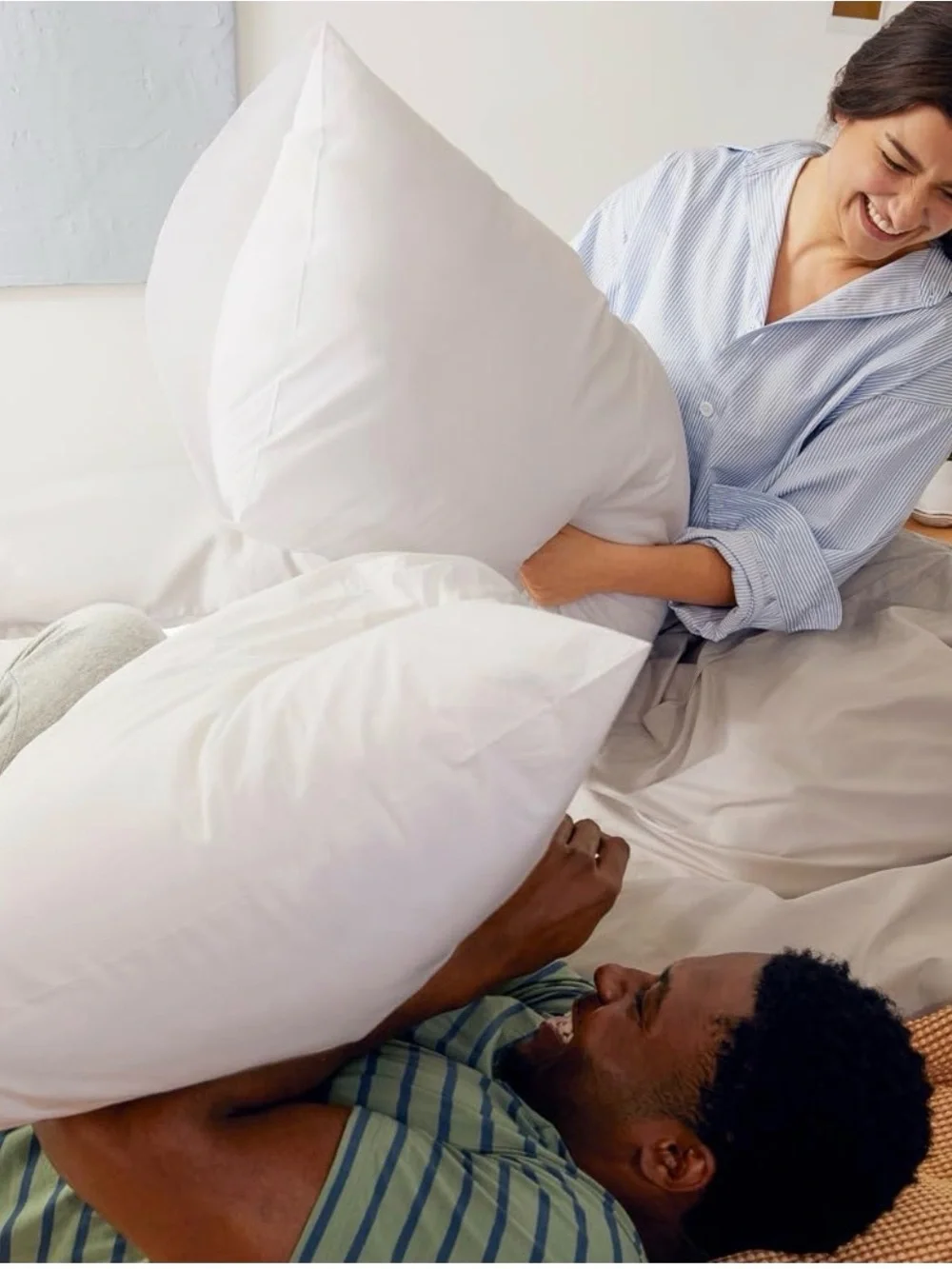 Casper Sleep Original Pillow, Standard Size – Medium Soft Feel, Down-Alternative